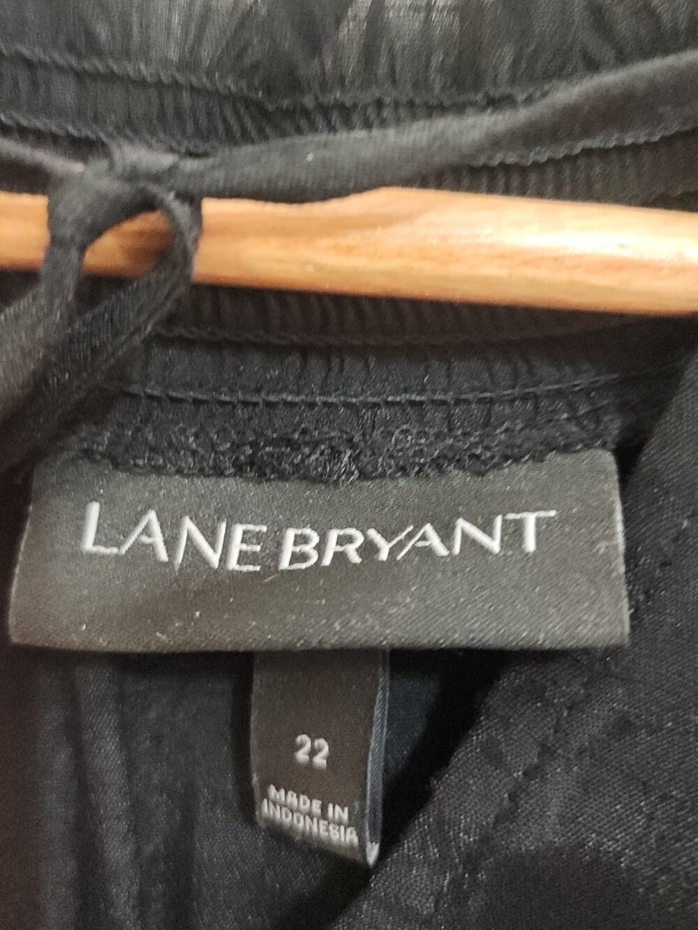 Lane Bryant Women's Plus Size Black Tie Neck Lightweight Blouse Size 22 - Picture 10 of 12